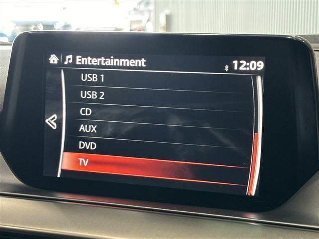 アテンザセダン ＸＤ　Ｌパッケージ　ディーゼルターボ　ＢＯＳＥサウンド　クルーズコントロール　バックカメラ　シートヒーター　パワーシート　純正ＳＤナビ　衝突軽減ブレーキ　ブルートゥース　地デジＴＶ　本革シート　ＬＥＤヘッドライト　禁煙車（6枚目）