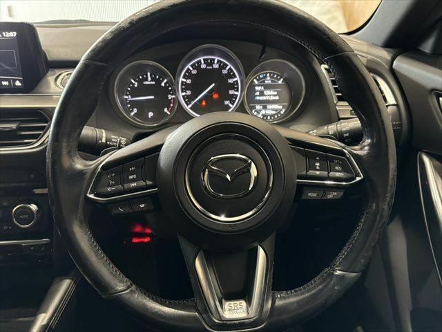 アテンザセダン ＸＤ　Ｌパッケージ　ディーゼルターボ　ＢＯＳＥサウンド　クルーズコントロール　バックカメラ　シートヒーター　パワーシート　純正ＳＤナビ　衝突軽減ブレーキ　ブルートゥース　地デジＴＶ　本革シート　ＬＥＤヘッドライト　禁煙車（12枚目）