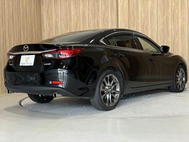 アテンザセダン ＸＤ　Ｌパッケージ　ディーゼルターボ　ＢＯＳＥサウンド　クルーズコントロール　バックカメラ　シートヒーター　パワーシート　純正ＳＤナビ　衝突軽減ブレーキ　ブルートゥース　地デジＴＶ　本革シート　ＬＥＤヘッドライト　禁煙車（19枚目）