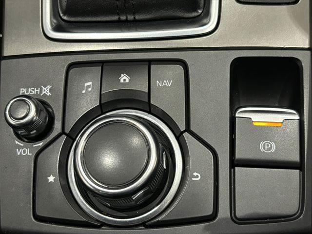 アテンザセダン ＸＤ　Ｌパッケージ　ディーゼルターボ　ＢＯＳＥサウンド　クルーズコントロール　バックカメラ　シートヒーター　パワーシート　純正ＳＤナビ　衝突軽減ブレーキ　ブルートゥース　地デジＴＶ　本革シート　ＬＥＤヘッドライト　禁煙車（39枚目）