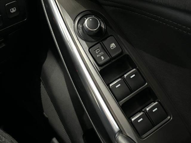 アテンザセダン ＸＤ　Ｌパッケージ　ディーゼルターボ　ＢＯＳＥサウンド　クルーズコントロール　バックカメラ　シートヒーター　パワーシート　純正ＳＤナビ　衝突軽減ブレーキ　ブルートゥース　地デジＴＶ　本革シート　ＬＥＤヘッドライト　禁煙車（48枚目）