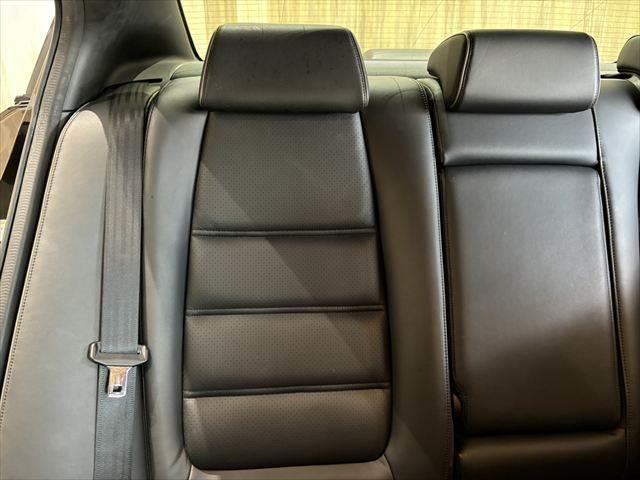 アテンザセダン ＸＤ　Ｌパッケージ　ディーゼルターボ　ＢＯＳＥサウンド　クルーズコントロール　バックカメラ　シートヒーター　パワーシート　純正ＳＤナビ　衝突軽減ブレーキ　ブルートゥース　地デジＴＶ　本革シート　ＬＥＤヘッドライト　禁煙車（64枚目）