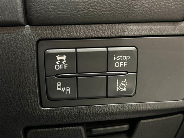 ☆横滑り防止装置　アイドリングストップ　レーンキープアシスト