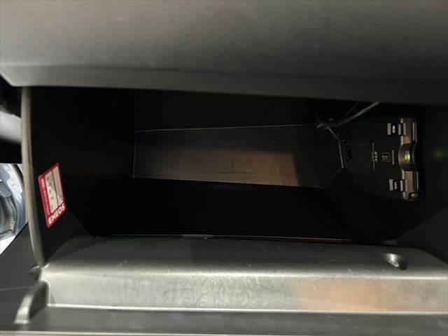 ☆グローブボックス