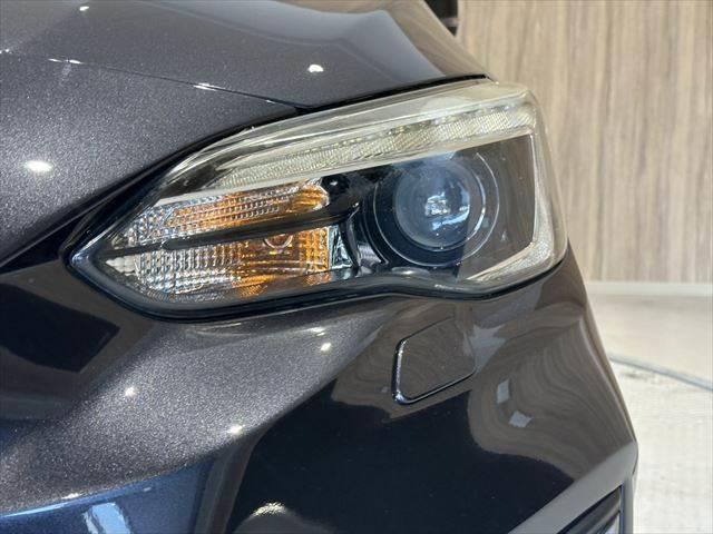 インプレッサＧ４ ２．０ｉ－Ｓアイサイト　アイサイト　ＳＴＩエアロ　メモリーナビ　レーダークルーズコントロール　ＢＳＭ　禁煙車　フルセグＴＶ　Ｂｌｕｅｔｏｏｔｈ対応　ＨＩＤヘッドライト　純正１８インチアルミホイール　４ＷＤ　ＭＴモード付ＡＴ（23枚目）