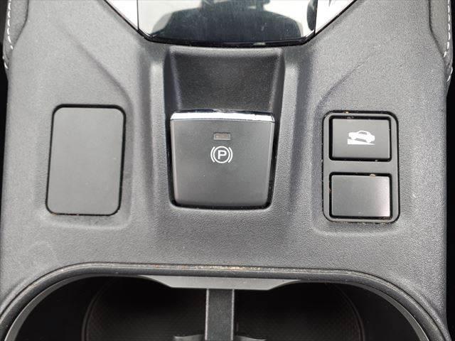 インプレッサＧ４ ２．０ｉ－Ｓアイサイト　アイサイト　ＳＴＩエアロ　メモリーナビ　レーダークルーズコントロール　ＢＳＭ　禁煙車　フルセグＴＶ　Ｂｌｕｅｔｏｏｔｈ対応　ＨＩＤヘッドライト　純正１８インチアルミホイール　４ＷＤ　ＭＴモード付ＡＴ（37枚目）