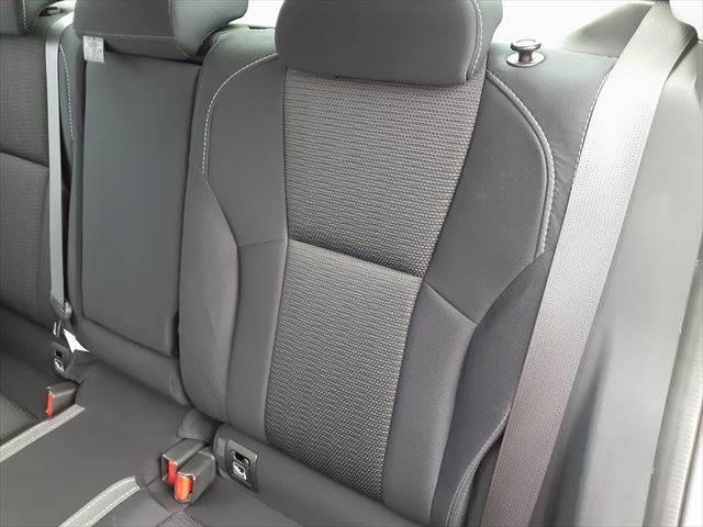 インプレッサＧ４ ２．０ｉ－Ｓアイサイト　アイサイト　ＳＴＩエアロ　メモリーナビ　レーダークルーズコントロール　ＢＳＭ　禁煙車　フルセグＴＶ　Ｂｌｕｅｔｏｏｔｈ対応　ＨＩＤヘッドライト　純正１８インチアルミホイール　４ＷＤ　ＭＴモード付ＡＴ（61枚目）