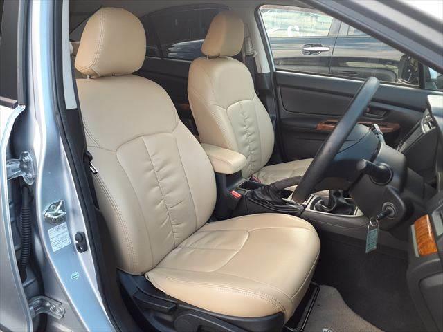 インプレッサＧ４ １．６ｉ　４ＷＤ　ＳＤナビ　バックカメラ　Ｂｌｕｅｔｏｏｔｈ対応　ＣＤチェンジャー　ＤＶＤ再生　ＥＴＣ　地デジＴＶ　ＬＥＤヘッドライト　電動格納ミラー　横滑り防止装置　パワーステアリング　パワーウィンドウ（7枚目）