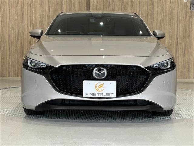 ＭＡＺＤＡ３ファストバック ＸＤプロアクティブ　ツーリングセレクション　４ＷＤ　ディーゼル　ＢＯＳＥサウンド　純正ＳＤナビ　全方位カメラ　レーダークルーズ　シートヒーター　衝突軽減ブレーキ　禁煙車　パワーシート　ブルートゥース　フルセグＴＶ　ＥＴＣ　ＬＥＤヘッドライト（15枚目）