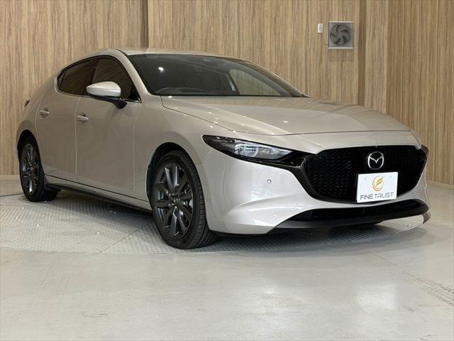 ＭＡＺＤＡ３ファストバック ＸＤプロアクティブ　ツーリングセレクション　４ＷＤ　ディーゼル　ＢＯＳＥサウンド　純正ＳＤナビ　全方位カメラ　レーダークルーズ　シートヒーター　衝突軽減ブレーキ　禁煙車　パワーシート　ブルートゥース　フルセグＴＶ　ＥＴＣ　ＬＥＤヘッドライト（16枚目）