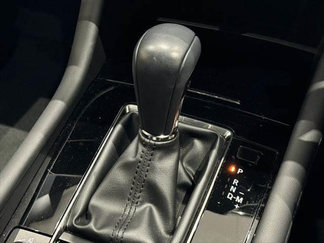 ＭＡＺＤＡ３ファストバック ＸＤプロアクティブ　ツーリングセレクション　４ＷＤ　ディーゼル　ＢＯＳＥサウンド　純正ＳＤナビ　全方位カメラ　レーダークルーズ　シートヒーター　衝突軽減ブレーキ　禁煙車　パワーシート　ブルートゥース　フルセグＴＶ　ＥＴＣ　ＬＥＤヘッドライト（34枚目）