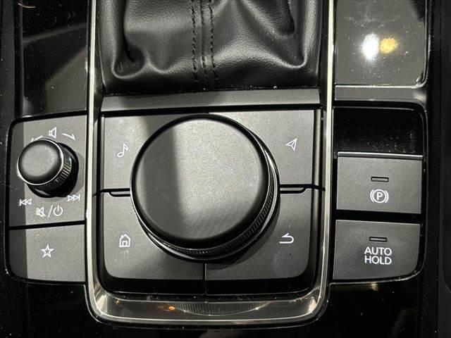 ＭＡＺＤＡ３ファストバック ＸＤプロアクティブ　ツーリングセレクション　４ＷＤ　ディーゼル　ＢＯＳＥサウンド　純正ＳＤナビ　全方位カメラ　レーダークルーズ　シートヒーター　衝突軽減ブレーキ　禁煙車　パワーシート　ブルートゥース　フルセグＴＶ　ＥＴＣ　ＬＥＤヘッドライト（35枚目）