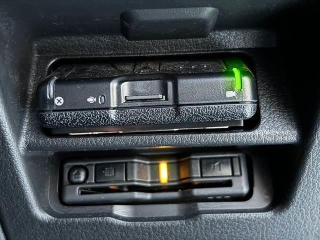 ＭＡＺＤＡ３ファストバック ＸＤプロアクティブ　ツーリングセレクション　４ＷＤ　ディーゼル　ＢＯＳＥサウンド　純正ＳＤナビ　全方位カメラ　レーダークルーズ　シートヒーター　衝突軽減ブレーキ　禁煙車　パワーシート　ブルートゥース　フルセグＴＶ　ＥＴＣ　ＬＥＤヘッドライト（39枚目）