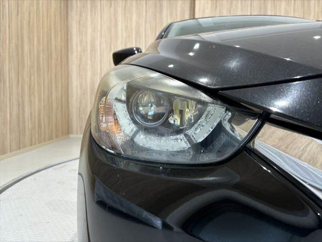 デミオ XDツーリング Lパッケージ 6速MT ディーゼルターボ クルーズコントロール 衝突軽減ブレーキ バックカメラ ETC LEDヘッドライト 禁煙 フルセグTV ブルートゥース スマートキー ハーフレザーシート アイドリングストップ(22枚目)