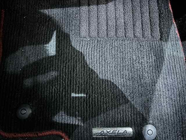 MAZDA AXELA SPORT XD