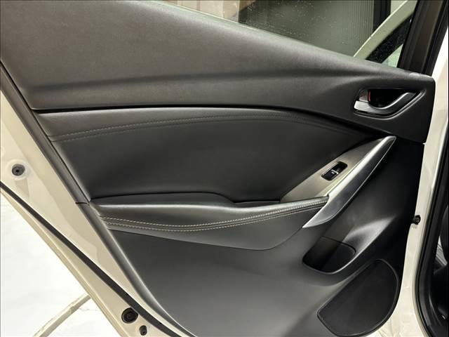 ���h�A�g����