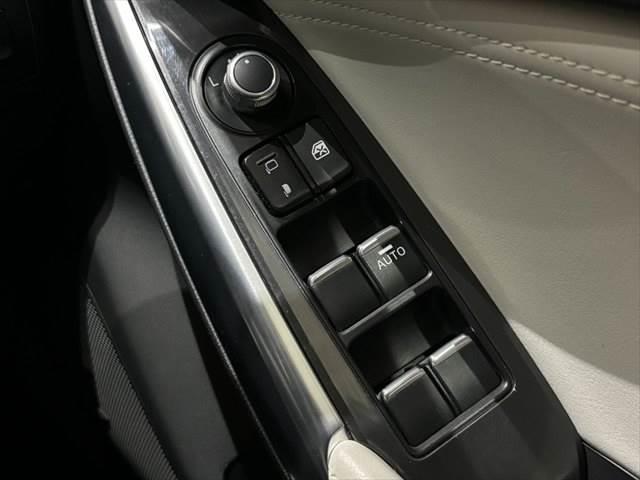 アテンザセダン ＸＤ　Ｌパッケージ　４ＷＤ　ＢＯＳＥサウンド　ベージュ革シート　レーダークルーズコントロール　衝突軽減ブレーキ　純正ＳＤナビ　バックカメラ　フルセグＴＶ　Ｂｌｕｅｔｏｏｔｈ　パワーシート　シートヒーター（50枚目）