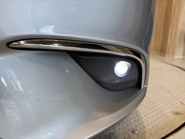 アテンザセダン ＸＤ　Ｌパッケージ　ＢＯＳＥサウンド　本革シート　パドルシフト　レーダークルーズコントロール　衝突軽減ブレーキ　フルセグＴＶ　Ｂｌｕｅｔｏｏｔｈ　純正ＳＤナビ　パワーシート　シートヒーター　バックカメラ（33枚目）