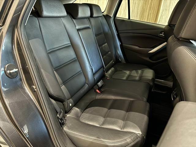 アテンザワゴン ２５Ｓ　Ｌパッケージ　ＢＯＳＥサウンド　パドルシフト　シートヒーター　純正ＳＤナビ　衝突軽減ブレーキ　レーダークルーズコントロール　地デジＴＶ　Ｂｌｕｅｔｏｏｔｈ　本革シート　パワーシート　ＬＥＤヘッドライト（10枚目）