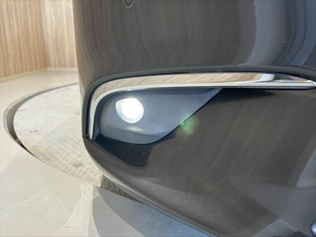 アテンザワゴン ２５Ｓ　Ｌパッケージ　ＢＯＳＥサウンド　パドルシフト　シートヒーター　純正ＳＤナビ　衝突軽減ブレーキ　レーダークルーズコントロール　地デジＴＶ　Ｂｌｕｅｔｏｏｔｈ　本革シート　パワーシート　ＬＥＤヘッドライト（14枚目）