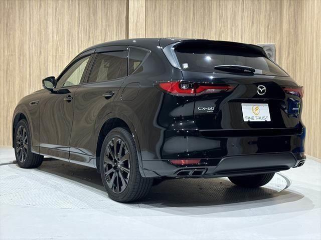 ＣＸ－６０ ＸＤ－ハイブリッド　エクスクルーシブスポーツ　ＢＯＳＥサウンド　サンルーフ　全周囲カメラ　本革シート　レーダークルーズコントロール　禁煙車　衝突軽減ブレーキ　純正ＳＤナビ　パワーシート　シートヒーター　シートエアコン（20枚目）