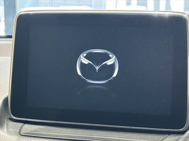 デミオ ＸＤツーリング　６速マニュアル車　ヘッドアップディスプレイ　純正ＳＤナビ　ＬＥＤヘッド　ＤＶＤ再生　禁煙車　クルーズコントロール　フルセグＴＶ　スマートキー　ＥＴＣ　純正１６インチアルミホイール（4枚目）