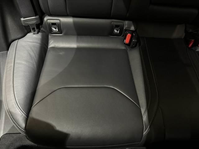 インプレッサスポーツ ２．０ｉ－Ｓアイサイト　アドバンスドセイフティＰＫＧ　黒革シート　純正ＳＤナビ　レーダークルーズコントロール　シートヒーター　禁煙車　バックカメラ　フルセグＴＶ　Ｂｌｕｅｔｏｏｔｈ　パワーシート　ＬＥＤヘッドライト　４ＷＤ（62枚目）