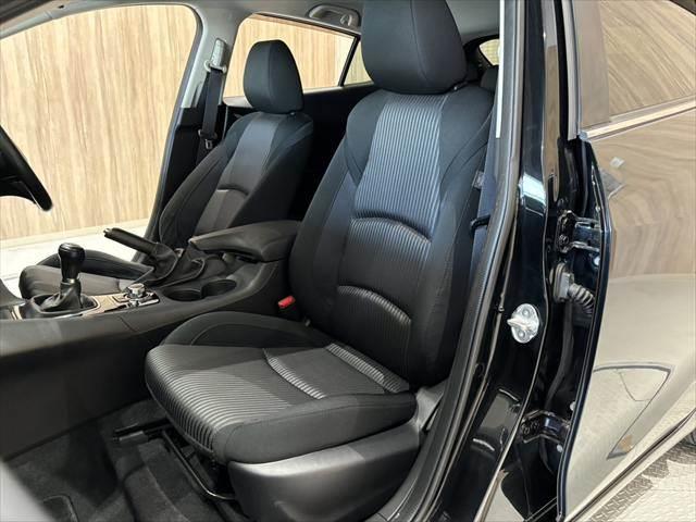 アクセラスポーツ １５Ｓツーリング　６速マニュアル車　ＢＯＳＥサウンド　純正ＳＤナビ　レーダークルーズコントロール　ＤＶＤ再生　ＥＴＣ　禁煙車　フルセグＴＶ　ブルートゥース　ＬＥＤヘッド　衝突軽減ブレーキ　純正１６インチアルミホイール（34枚目）