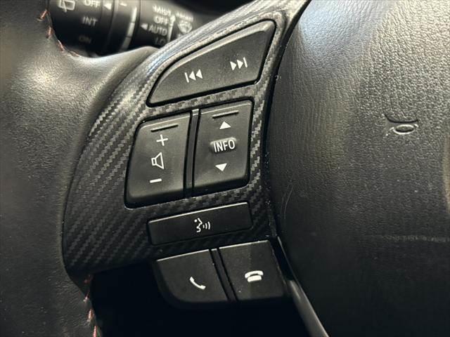 アクセラスポーツ １５Ｓツーリング　６速マニュアル車　ＢＯＳＥサウンド　純正ＳＤナビ　レーダークルーズコントロール　ＤＶＤ再生　ＥＴＣ　禁煙車　フルセグＴＶ　ブルートゥース　ＬＥＤヘッド　衝突軽減ブレーキ　純正１６インチアルミホイール（38枚目）