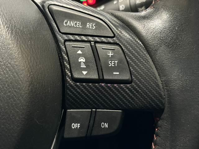 アクセラスポーツ １５Ｓツーリング　６速マニュアル車　ＢＯＳＥサウンド　純正ＳＤナビ　レーダークルーズコントロール　ＤＶＤ再生　ＥＴＣ　禁煙車　フルセグＴＶ　ブルートゥース　ＬＥＤヘッド　衝突軽減ブレーキ　純正１６インチアルミホイール（39枚目）