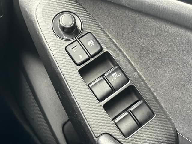 アクセラスポーツ ＸＤ　サンルーフ　ＢＯＳＥサウンド　純正ＳＤナビ　レーダークルーズコントロール　バックカメラ　シートヒーター　禁煙車　フルセグＴＶ　ブルートゥース　ＬＥＤヘッド　ハーフレザー　ＥＴＣ（48枚目）