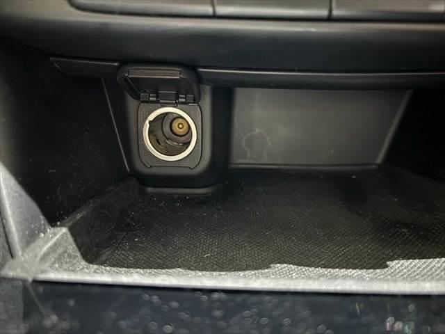 アテンザセダン ＸＤ　Ｌパッケージ　ディーゼルターボ　黒革シート　ＢＯＳＥサウンド　純正ＳＤナビ　レーダークルーズ　バックカメラ　禁煙車　フルセグ　ブルートゥース　シートヒーター　ＬＥＤヘッド　ＥＴＣ　純正１９インチアルミホイール（43枚目）