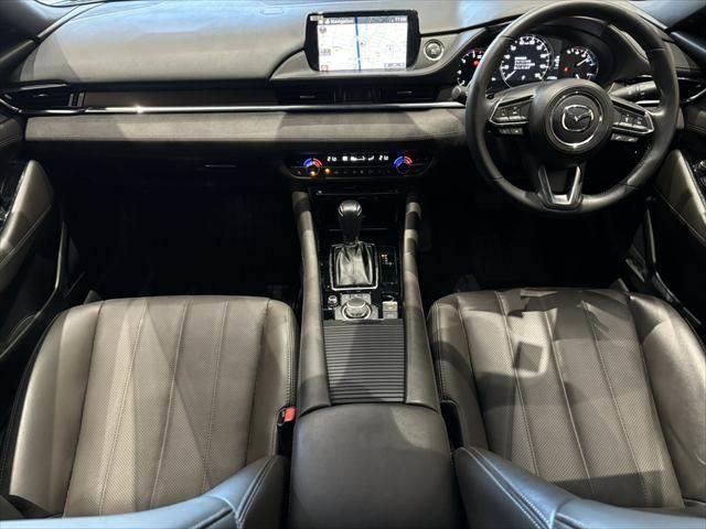 ���C���p�l����