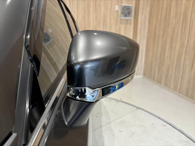 ＣＸ－５ ＸＤ　エクスクルーシブモード　本革シート　ＢＯＳＥサウンド　全方位カメラ　純正ＳＤナビ　レーダークルーズコントロール　禁煙車　衝突軽減ブレーキ　電動リアゲート　シートヒーター　シートエアコン　パワーシート　クリアランスソナー（27枚目）