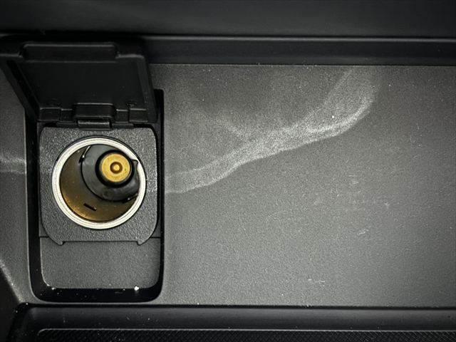 ＣＸ－５ ＸＤ　エクスクルーシブモード　本革シート　ＢＯＳＥサウンド　全方位カメラ　純正ＳＤナビ　レーダークルーズコントロール　禁煙車　衝突軽減ブレーキ　電動リアゲート　シートヒーター　シートエアコン　パワーシート　クリアランスソナー（46枚目）