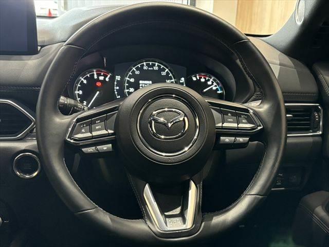 ＣＸ－５ ＸＤ　エクスクルーシブモード　ＢＯＳＥサウンド　アイアクティブセンス　本革シート　全方位カメラ　禁煙車　純正ＳＤナビ　衝突軽減ブレーキ　クリアランスソナー　ミュージックサーバー　フルセグＴＶ　パワーシート　４ＷＤ　電動リアゲート（12枚目）