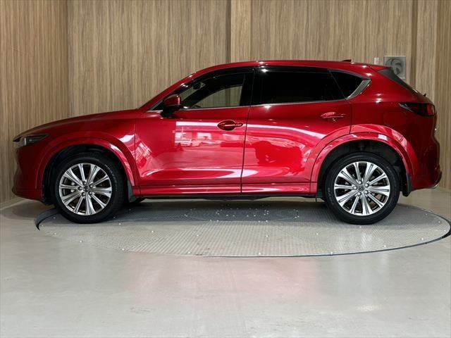 ＣＸ－５ ＸＤ　エクスクルーシブモード　ＢＯＳＥサウンド　アイアクティブセンス　本革シート　全方位カメラ　禁煙車　純正ＳＤナビ　衝突軽減ブレーキ　クリアランスソナー　ミュージックサーバー　フルセグＴＶ　パワーシート　４ＷＤ　電動リアゲート（21枚目）