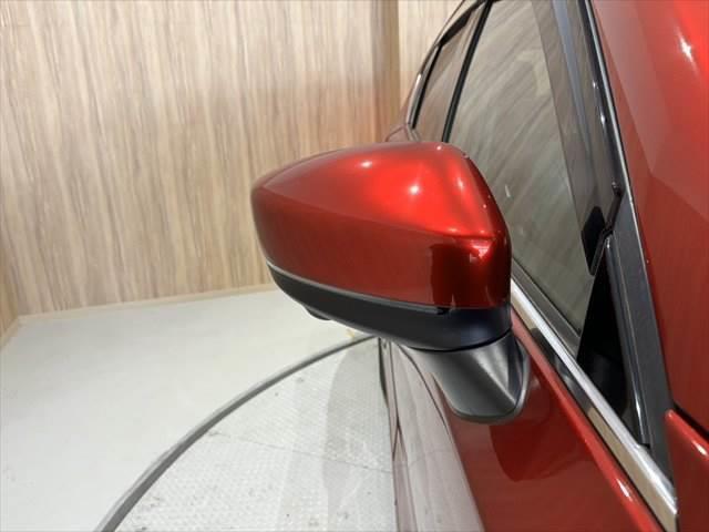ＣＸ－５ ＸＤ　エクスクルーシブモード　ＢＯＳＥサウンド　アイアクティブセンス　本革シート　全方位カメラ　禁煙車　純正ＳＤナビ　衝突軽減ブレーキ　クリアランスソナー　ミュージックサーバー　フルセグＴＶ　パワーシート　４ＷＤ　電動リアゲート（25枚目）