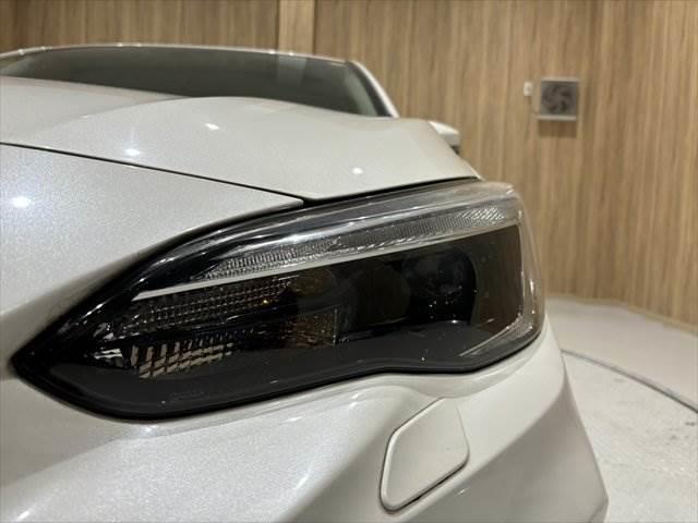 �����w�b�h���C�g