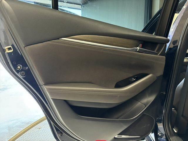 ���h�A�g����