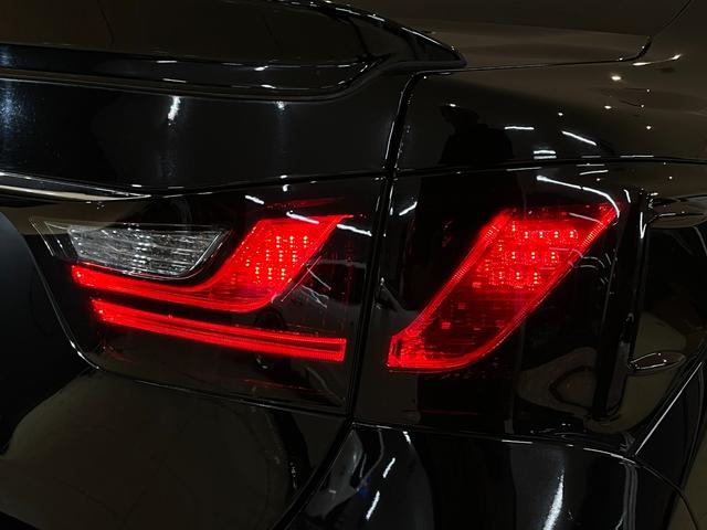 ＧＳ ＧＳ２５０　Ｉパッケージ　シートヒーター　シートエアコン　Ｂｌｕｅｔｏｏｔｈ　ＲＳＲ車高調　ロクサーニ新品ホイール　スピンドルグリル　リアサンシェード　ｆスポイラー　トランクスポイラー　三眼ヘッドライト　ＥＴＣ　スモークテール（69枚目）