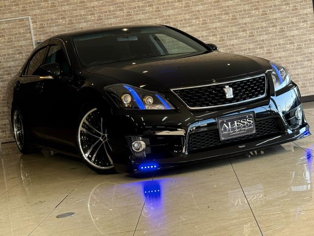 クラウン アスリート　２００系クラウン　アスリート　社外ヘッドライト　ＡＩＭＧＡＩＮマフラー　社外２１インチ　アルミホイール　モデリスタ　エアロ　スモークテール　ＴＥＩＮ車高調（40枚目）