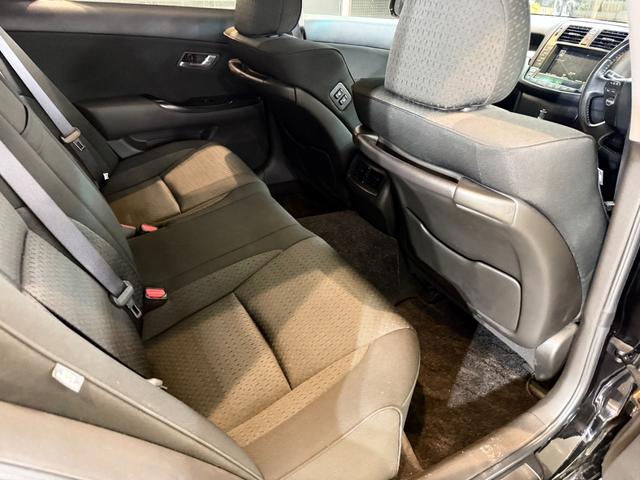 クラウン ２．５アスリート　ナビパッケージ　ＷＯＲＫＥｍｏｔｉｏｎ１８インチ　ＴＥＩＮ車高調　イエローフォグ切替式　サンルーフ　Ｂｌｕｅｔｏｏｔｈ接続　バックカメラ　ＴＶ　プッシュスタート　ＥＴＣ　スマートキー（31枚目）