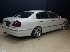 ���ܥ�ɥ������������������夷�Ƥ���ޤ��� 7