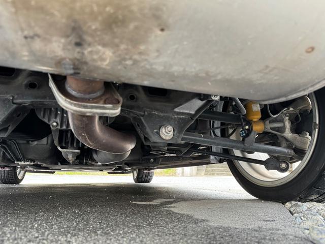 【全国納車ＯＫ・ＬＩＮＥで簡単問い合わせ】複数の陸送会社と提携しておりますので、北海道から沖縄まで全国納車可能です。動画や写真送付をご希望のお客様は、公式ＬＩＮＥからお気軽にお問合せください！