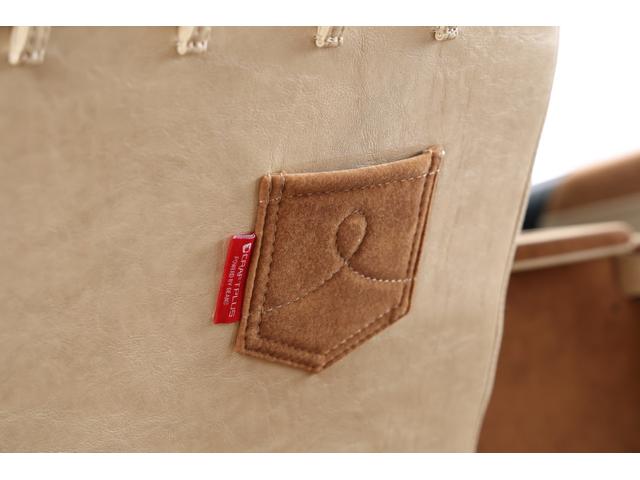 ハイエースバン ロングスーパーＧＬ　Ｓ－ＧＬ・ディーゼル・アースカラーパッケージ・ベージュ・電動スライドドア・クラフトプラスオリジナルバンライフカスタム・車中泊仕様・オリジナルセンターコンソール・セカンドキャビネット・シートカバー（28枚目）