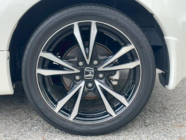 ＣＲ－Ｚ αマスターレーベル　禁煙車　ＺＦ２　後期型　リチウムイオン電池　ユーザー様買取車両　ＢＬＩＴＺマフラー　ハーフレザーシート　Ｇａｔｈｅｒｓ純正ナビ　Ｂｌｕｅｔｏｏｔｈオーディオ　ＴＶ　クルーズコントロール　純正１７インチ（23枚目）