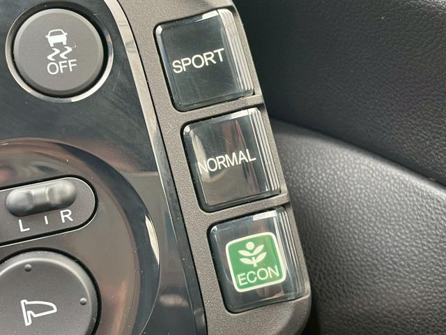ＣＲ－Ｚ αマスターレーベル　禁煙車　ＺＦ２　後期型　リチウムイオン電池　ユーザー様買取車両　ＢＬＩＴＺマフラー　ハーフレザーシート　Ｇａｔｈｅｒｓ純正ナビ　Ｂｌｕｅｔｏｏｔｈオーディオ　ＴＶ　クルーズコントロール　純正１７インチ（54枚目）