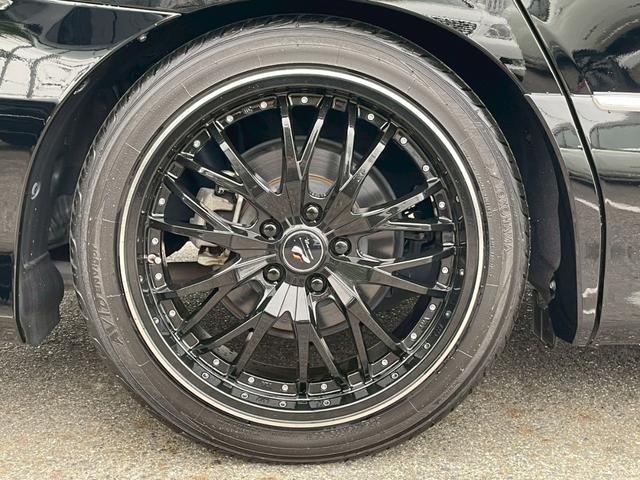 エスティマ アエラス　プレミアム　禁煙車　後期モデル　サンルーフ　ＴＲＤフルエアロ　両側電動スライドドア　純正９インチＳＤナビ　純正１２インチフリップダウンモニター　ハーフレザーシート　クルーズコントロール　パワーシート（26枚目）