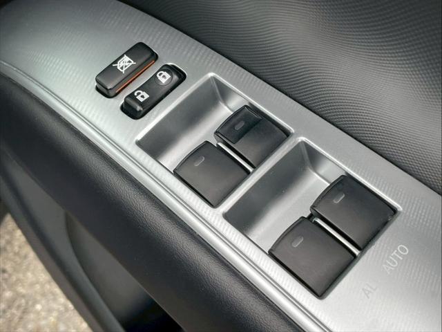 エスティマ アエラス　プレミアム　禁煙車　後期モデル　サンルーフ　ＴＲＤフルエアロ　両側電動スライドドア　純正９インチＳＤナビ　純正１２インチフリップダウンモニター　ハーフレザーシート　クルーズコントロール　パワーシート（62枚目）